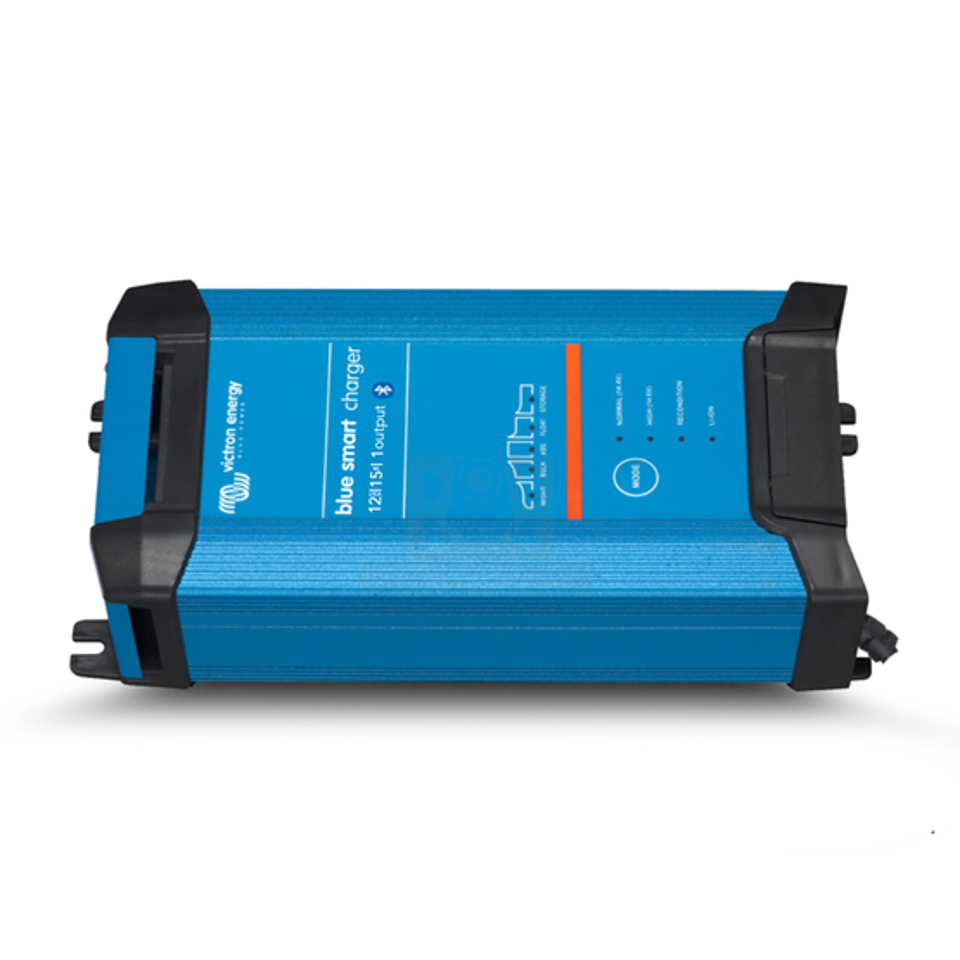 Blue Smart IP22 Charger 12/15(1) 230V AU/NZ