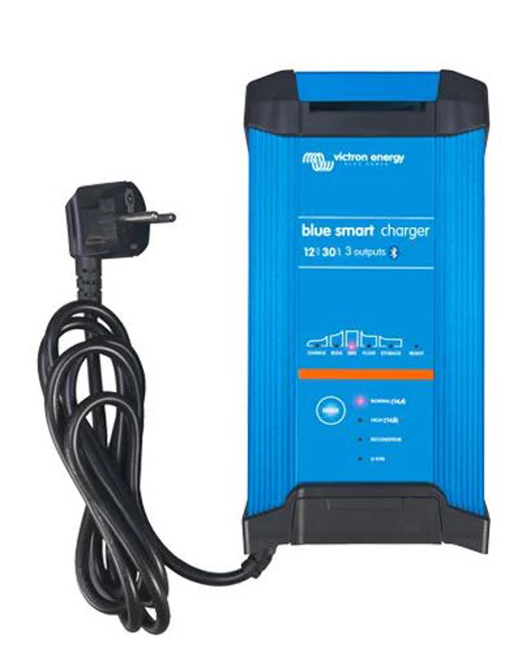 Blue Smart IP22 Charger 12/30(1) 230V AU/NZ