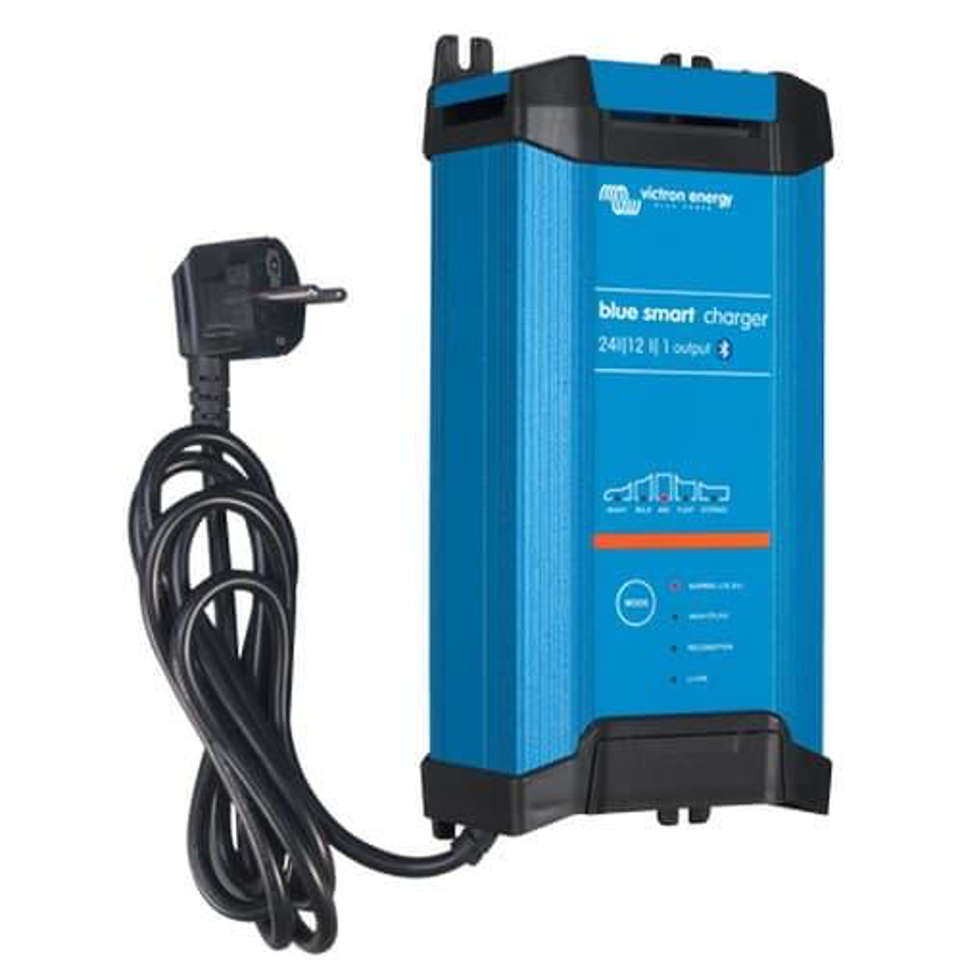 Blue Smart IP22 Charger 24/12(1) 230V AU/NZ